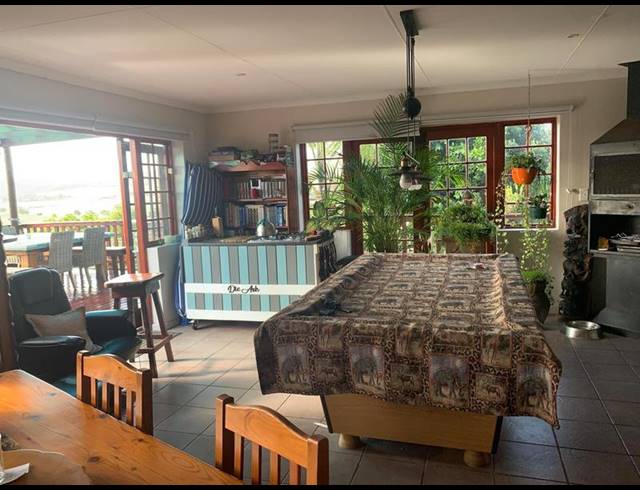 4 BEDROOM HOUSE FOR SALE IN FRAAIUITSIG